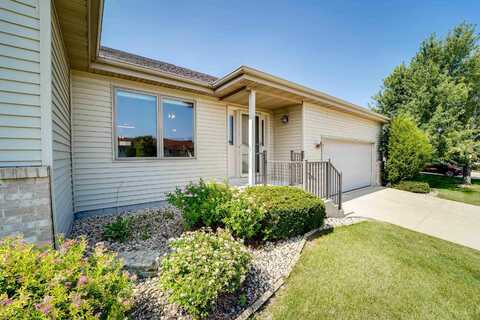 283 Alpine Parkway, Oregon, WI 53575