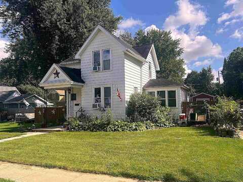 218 E Moore Street, Berlin, WI 54923