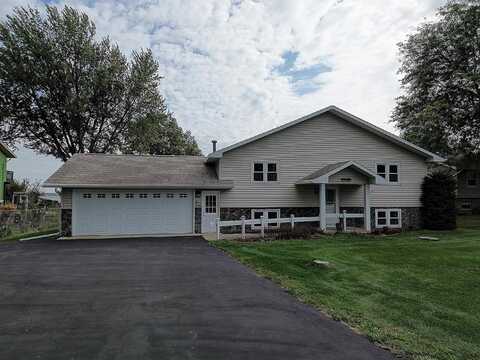 N7592 Edgewater Drive, Beaver Dam, WI 53916