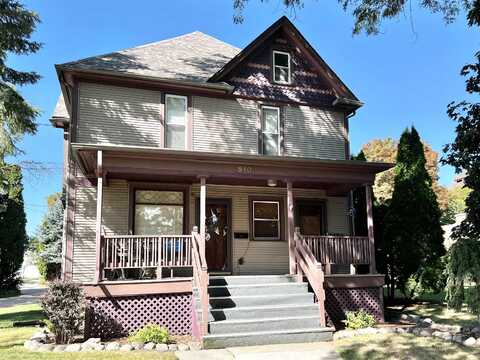 510 & 510-1/2 N Spring Street, Beaver Dam, WI 53916