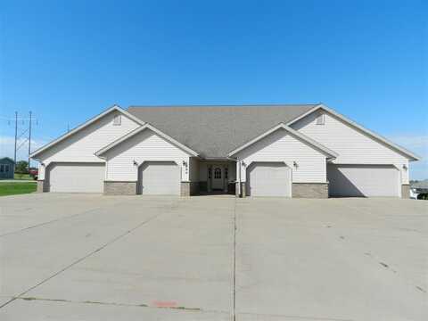 1500 Packers Court, Platteville, WI 53818