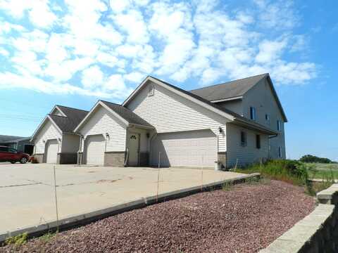 1500 / 1075 Packers / Lancaster Court, Platteville, WI 53818