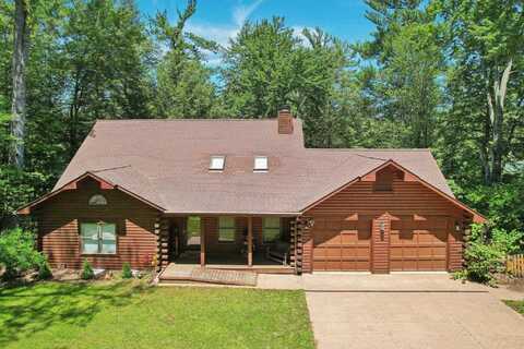 215 Alcan Drive, Baraboo, WI 53913