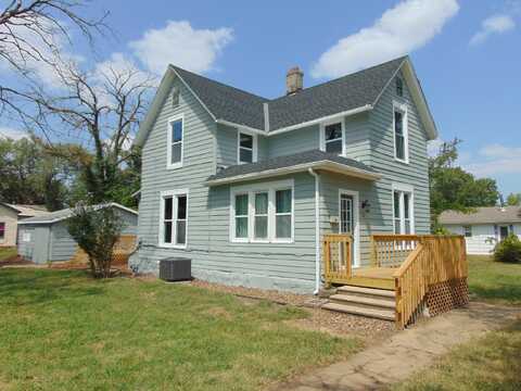 311 N Water, Clinton, MO 64735