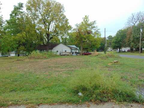 404 N 3rd, Clinton, MO 64735