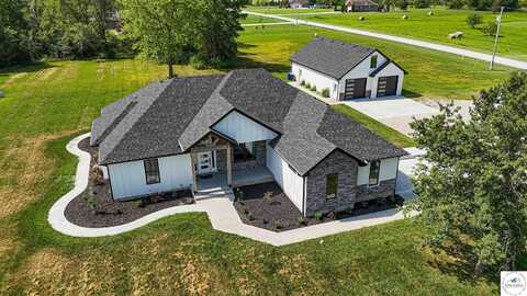 7103 W 32nd, Sedalia, MO 65301