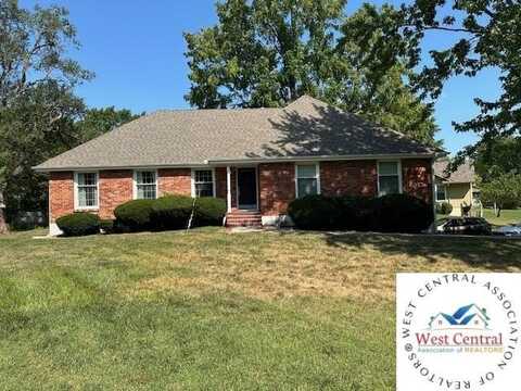 101 N Connie, Clinton, MO 64735