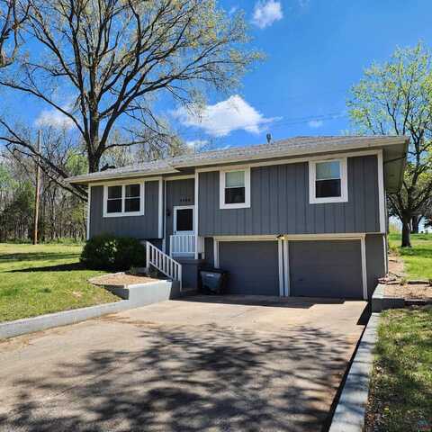 2206 N Swisher, Clinton, MO 64735