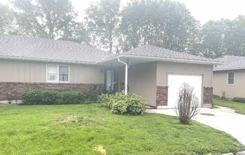 3117 Brooking Park, Sedalia, MO 65301