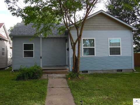 906 E 4th, Sedalia, MO 65301