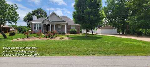 18648 Sterett Creek Village, Warsaw, MO 65355