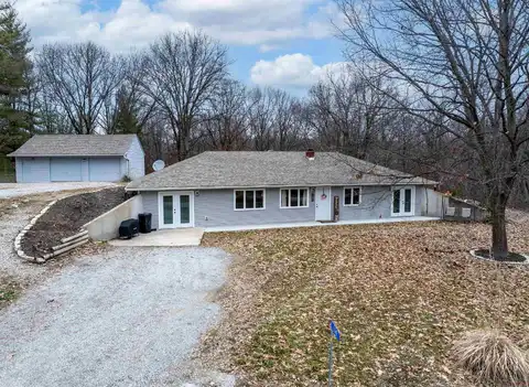 1341 E Meyer Lake, Marshall, MO 65340