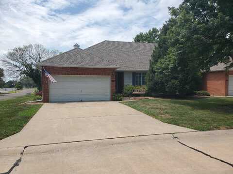 1021 E Hogan, Clinton, MO 64735