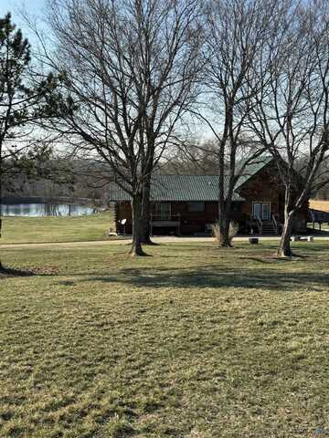 43 NW 901 RD, Clinton, MO 64735