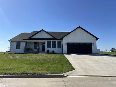 102 W Buxton Circle, Albia, IA 52531