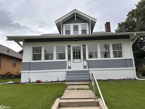 434 E Glasgow Street, West Burlington, IA 52655