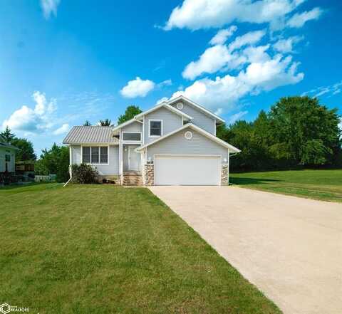 1605 Clay Court, Oskaloosa, IA 52577