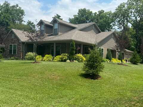 1876 Cove Circle, Lawrenceburg, IN 47025