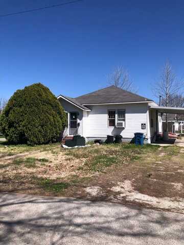 108 N Poplar, Advance, MO 63730