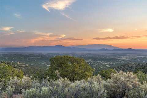 193 Double Arrow Road, Santa Fe, NM 87505