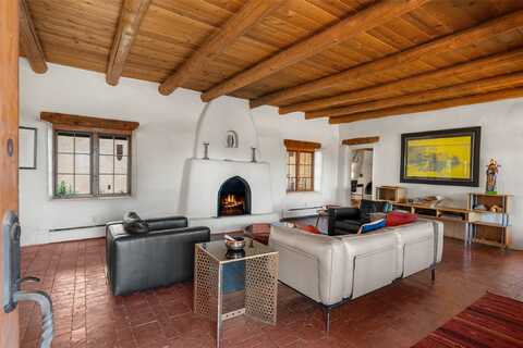 14 Jericho Lane, Santa Fe, NM 87505