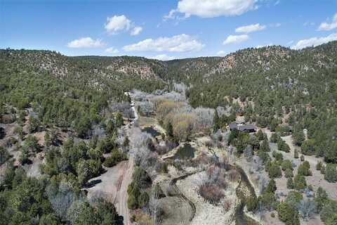 38 Johnsons Ranch, Santa Fe, NM 87505