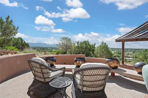 1705 Purple Aster, Santa Fe, NM 87507