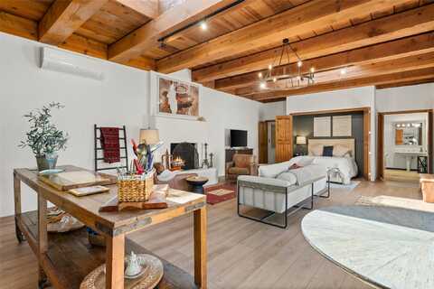 749 Alto Street, Santa Fe, NM 87501