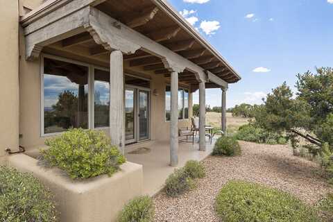 60 Wildflower Way, Santa Fe, NM 87506