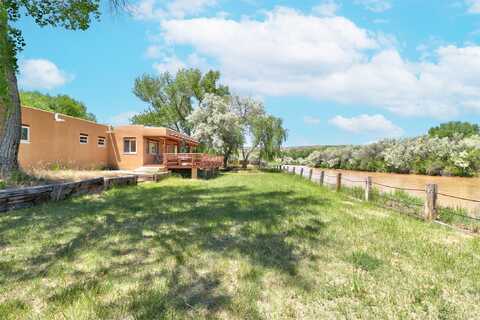 480 County Road 162, Abiquiu, NM 87510