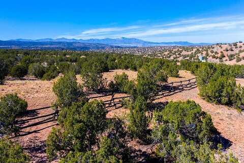 70 Via Del Caballo, Santa Fe, NM 87508