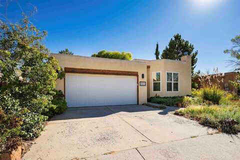 2708 Sol Y Luz, Santa Fe, NM 87505