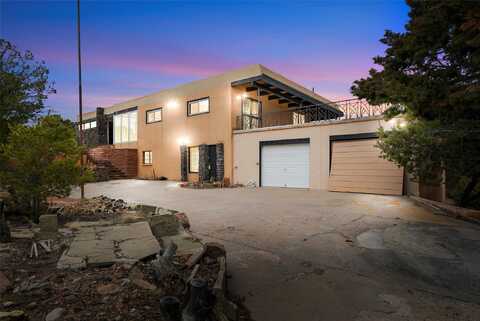 1023 Bishops Lodge, Santa Fe, NM 87501