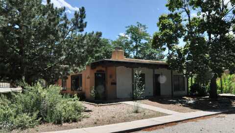 101 Camino Santiago, Santa Fe, NM 87501