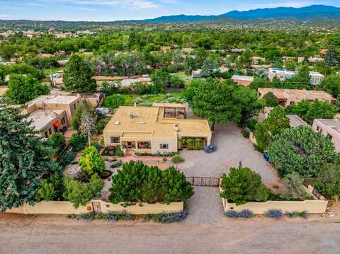 507 & 509 E Coronado Road, Santa Fe, NM 87505