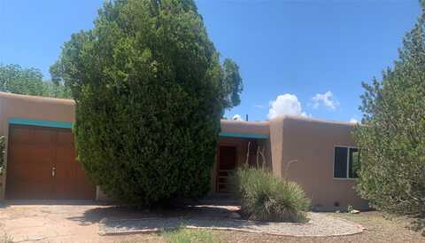 412 Cortez Place, Santa Fe, NM 87505