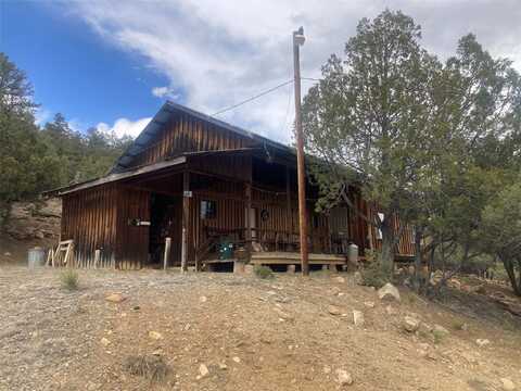 42 Pons Drive, Los Ojos, NM 87551