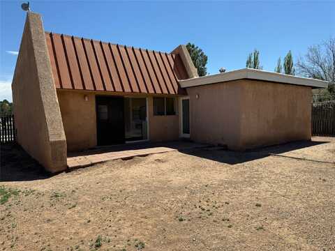 6520 Hoochaneetsa, Santa Fe, NM 87083