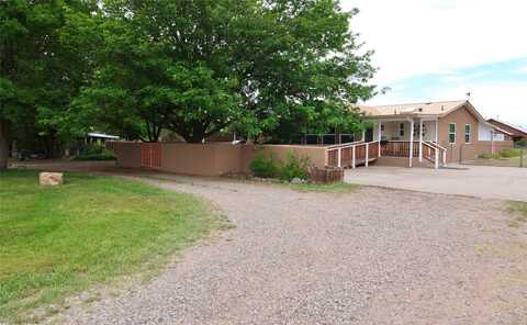 30 Private Drive, Espanola, NM 87532