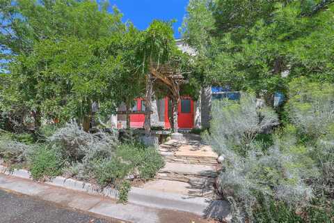 83 Placita De Oro, Santa Fe, NM 87501