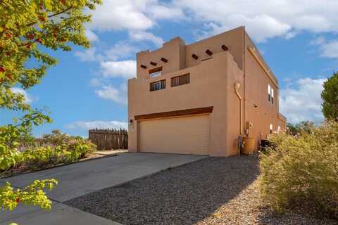 4413 Mesa Bonita, Santa Fe, NM 87507