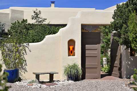 13 Sundance Drive, Santa Fe, NM 87506