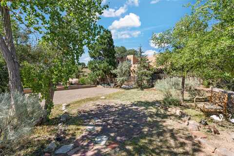 359 Hillside Avenue, Santa Fe, NM 87501