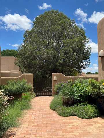 3101 Old Pecos Trail, Santa Fe, NM 87505