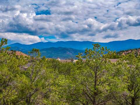 10 Tesuque Vista, Santa Fe, NM 87506