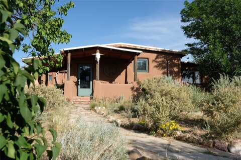 9 Russell Road, Santa Fe, NM 87508