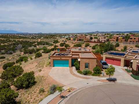 4772 Vista Del Sol, Santa Fe, NM 87507