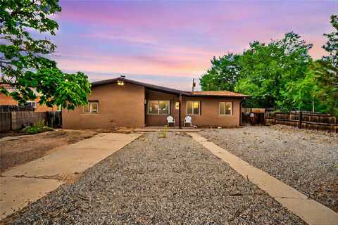 508 Camino Solano, Santa Fe, NM 87505