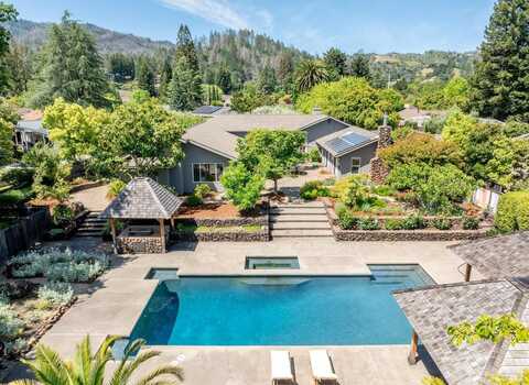 2501 Pinot Way, Saint Helena, CA 94574