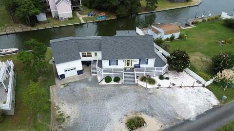 5504 AMRIEN DR, CHINCOTEAGUE, VA 23336